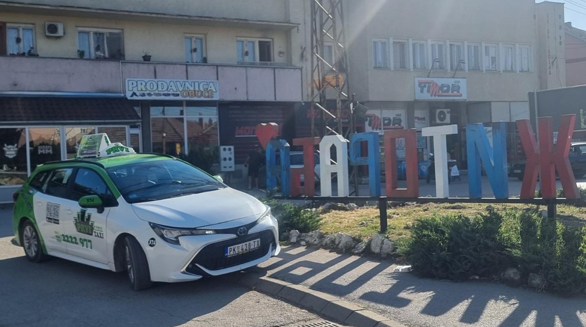 Prvi Taxi Žitorađa vozilo 6